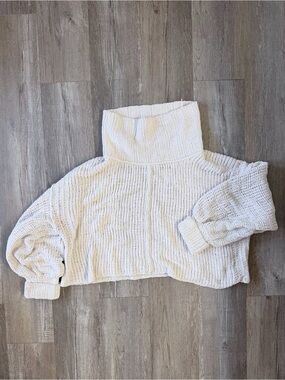 FREE PEOPLE Cream Funnel kneck Chunky Knit Sweater